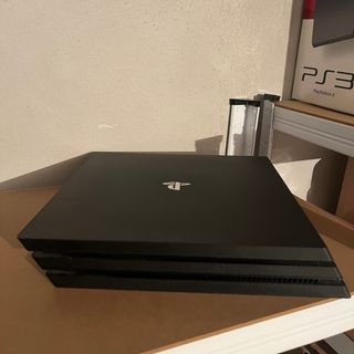 PS4 PlayStation 4 Pro 1TB Completa con Gioco