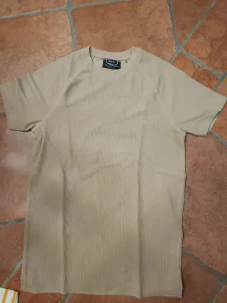 Camiseta Bershka Beige Manga Corta