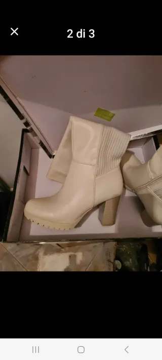 Stivali alti beige ecopelle n.37 mai usati