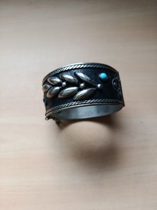 Pack 5 pulseras doradas y plateadas