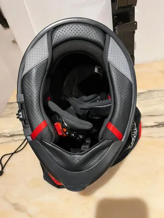 Casco de moto NZI
