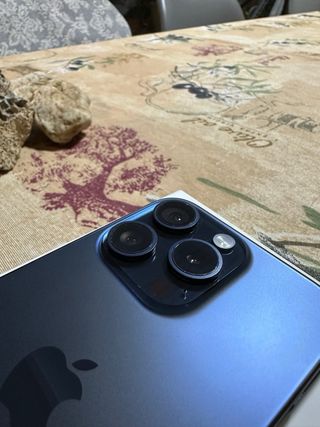 iPhone 15 Pro Azul con Apple Care