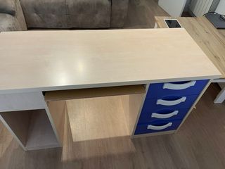 Escritorio 130x55cm con cajonera azul