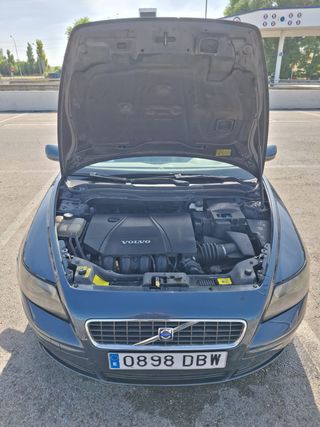 Volvo S40 2004