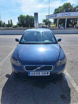 Volvo S40 2004