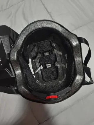 Casco Negro Patinete