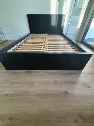 Cama Matrimonial Ikea marrón