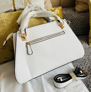 Bolso Tote Guess Blanco y Dorado