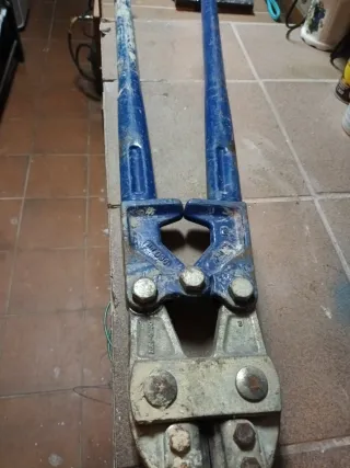 Cizalla profesional manual 960 mm,agarre suave