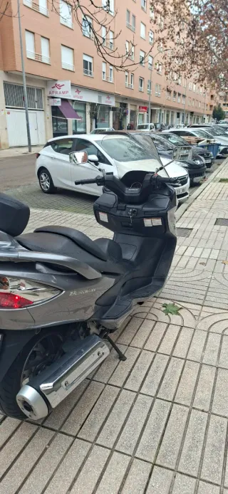 Suzuki Burgman 400cc Maxiscooter