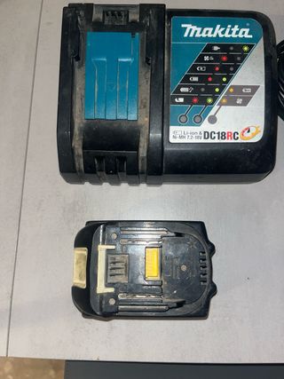 Cargador Makita DC18RC y Batería 18V