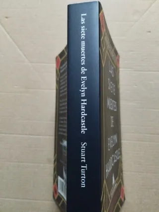 Las siete muertes de Evelyn Hardcastle (Spanish...