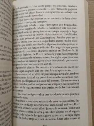 Las siete muertes de Evelyn Hardcastle (Spanish...