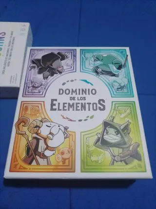 Dominio de los Elementos Juego de Mesa (Enfundado)