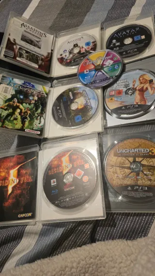 Consola PS3 + Mando + 6 Juegos