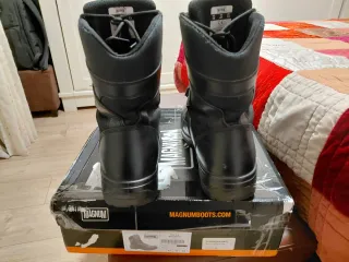 Botas Magnum Fox 8.0 Tácticas Talla 47
