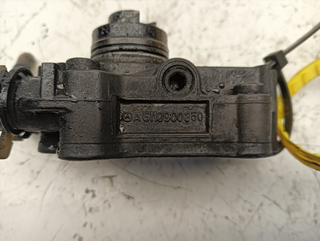 BOMBA COMBUSTIBLE MERCEDES-BENZ CLASE C (BM 203)