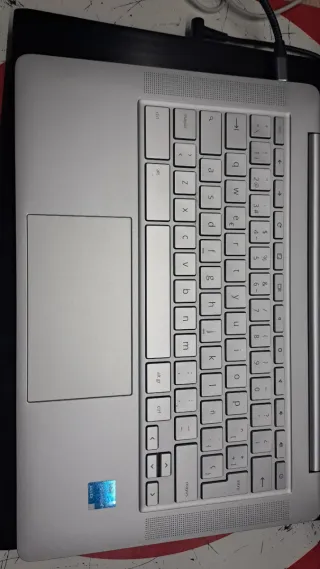 HP Chromebook 14a-na0008ns 8GB RAM Plata