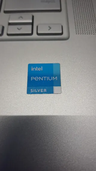 HP Chromebook 14a-na0008ns 8GB RAM Plata