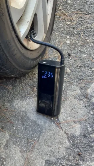 Bomba de aire portátil recargable