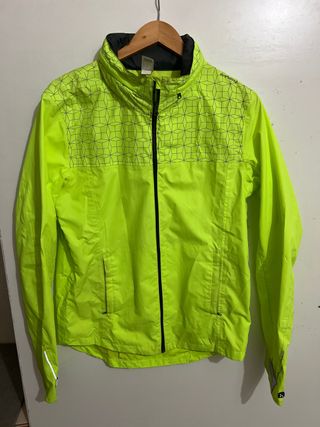 Chubasquero reflectante