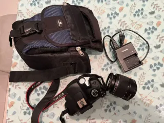 Cámara Canon EOS 1300D Negra + objetivo