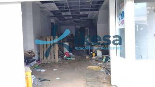 Local comercial en venta en Baeza