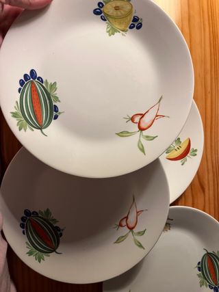 4 +1 Platos de porcelana Pontesa con diseño frutal