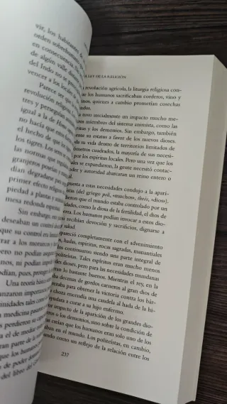 Sapiens. De animales a dioses