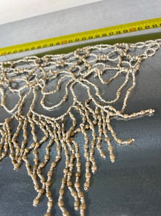 Collana etnica beige e bianca