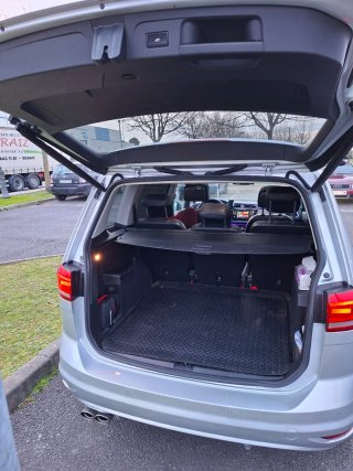 VOLKSWAGEN TOURAN 2.0 Dsg 150 cv R-Line