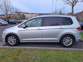 VOLKSWAGEN TOURAN 2.0 Dsg 150 cv R-Line