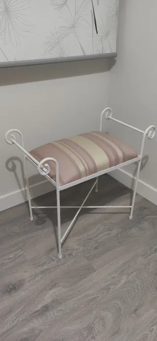 Banco pie de cama forja y tela
