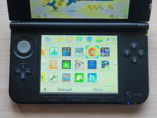 Nintendo 3DS XL Negra + Accesorios