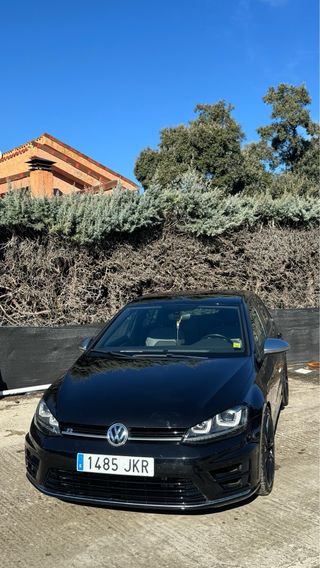Volkswagen Golf R