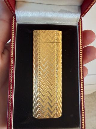Cartier Encendedor Dorado