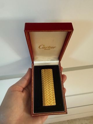 Cartier Encendedor Dorado
