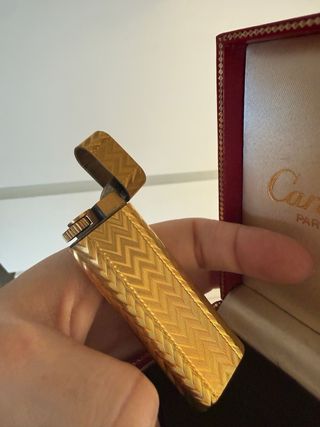 Cartier Encendedor Dorado