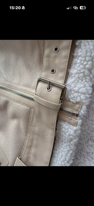 Chaqueta beige con borreguito