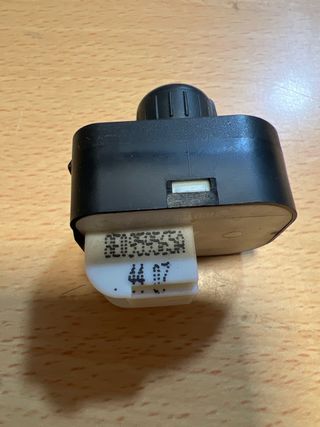 Mando Regulador Retrovisores Audi A3 8P