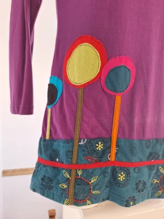 Camiseta bohemia morada