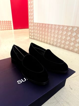 Scarpe eleganti Suitsupply in velluto nero