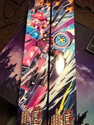 Tapete Yu-Gi-Oh! 25th Anniversary Konami