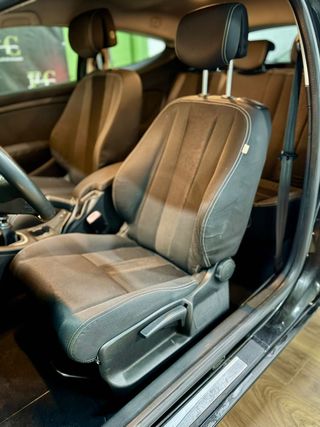 Renault Megane coupe 1.6 16v 110cv Etiqueta "C"