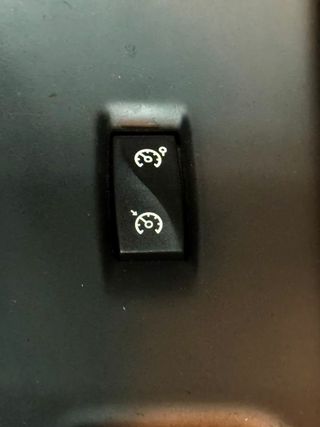 Renault Megane coupe 1.6 16v 110cv Etiqueta "C"