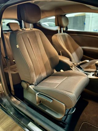 Renault Megane coupe 1.6 16v 110cv Etiqueta "C"