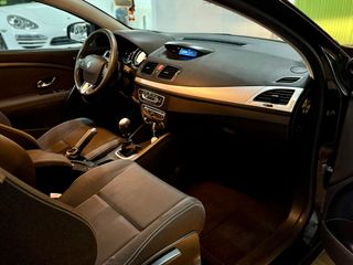 Renault Megane coupe 1.6 16v 110cv Etiqueta "C"