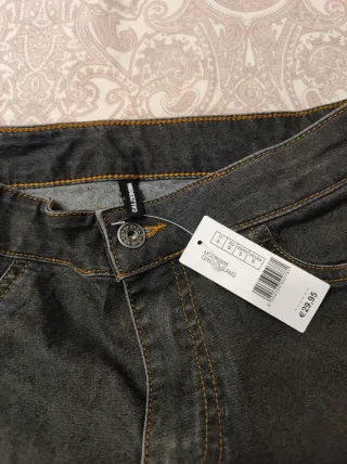 Jeans Calzedonia grigi strappati