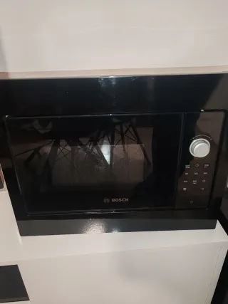 Microondas Bosch Serie 2 BFL523MB3F NUEVO