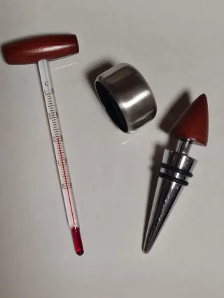 Termómetro para vino, tapón y argolla